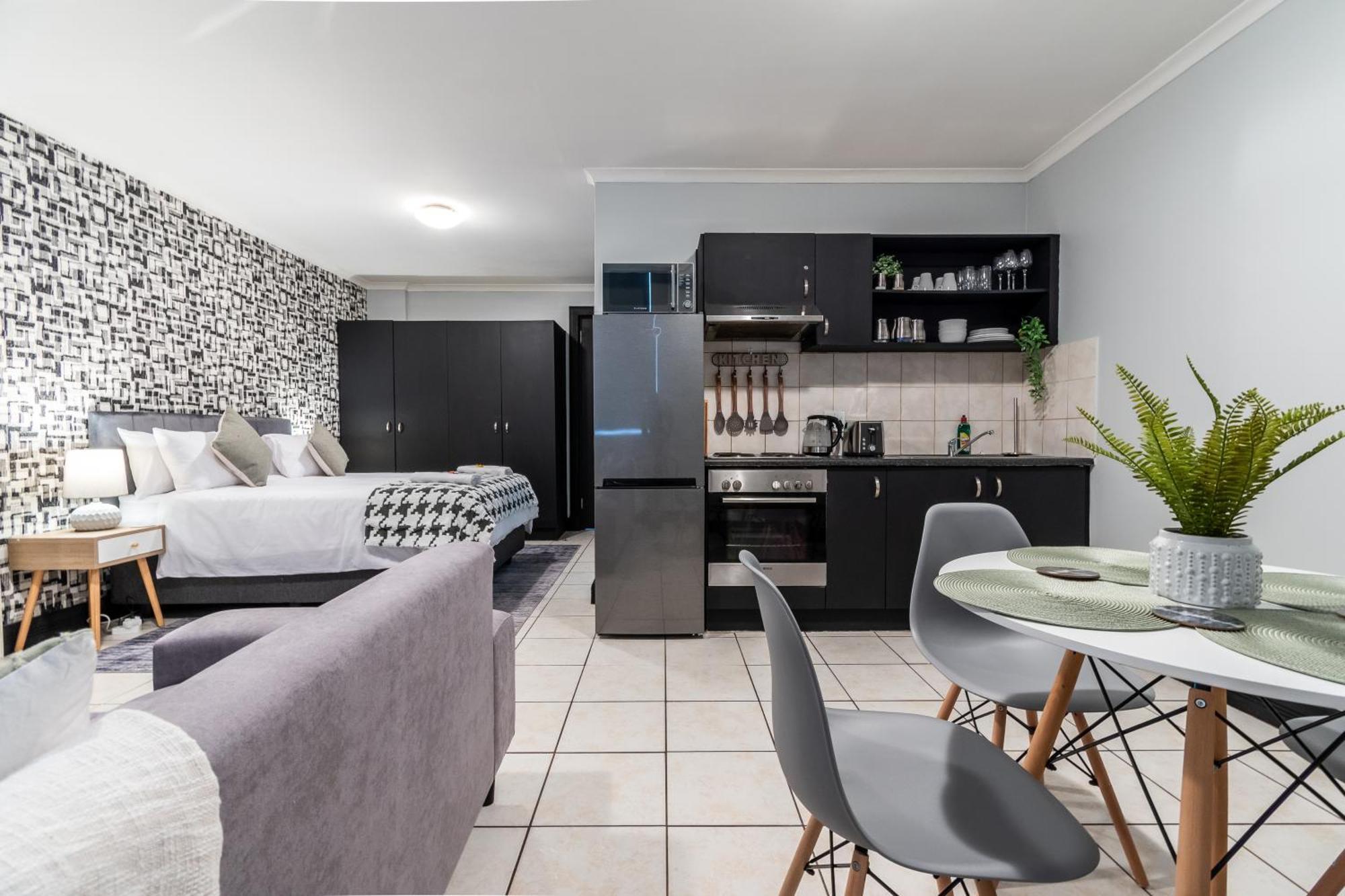 The Square 135- Studio With Free Parking, Pool & Gym Access Lägenhet Kapstaden Exteriör bild